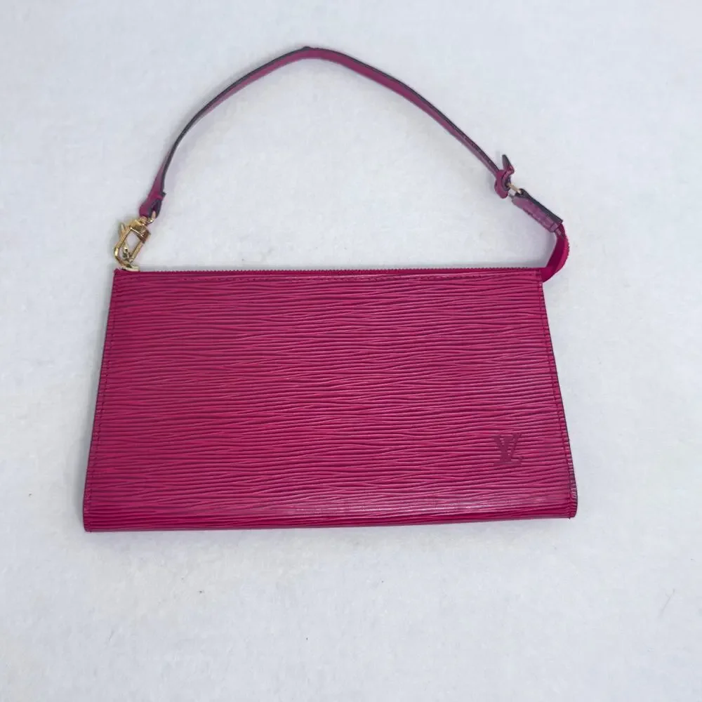 Louis Vuitton Epi Pochette Accessoires 24 Red wristlet gold hardware.